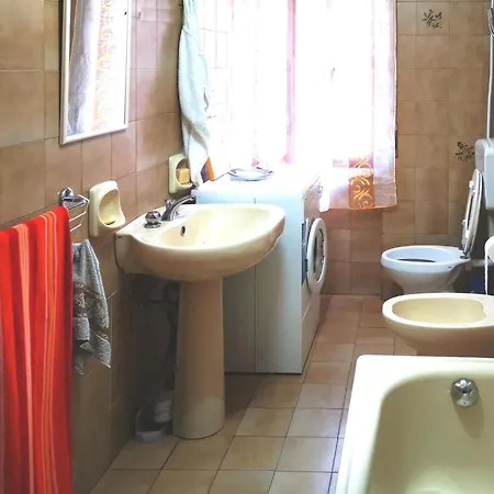 Дом отдыха Awesome In With Kitchen *